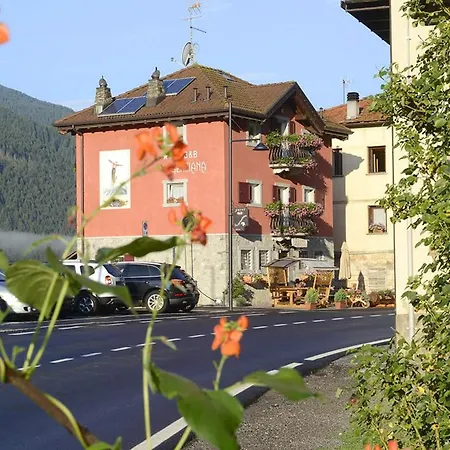 Garni La Genziana Bed & Breakfast Temu