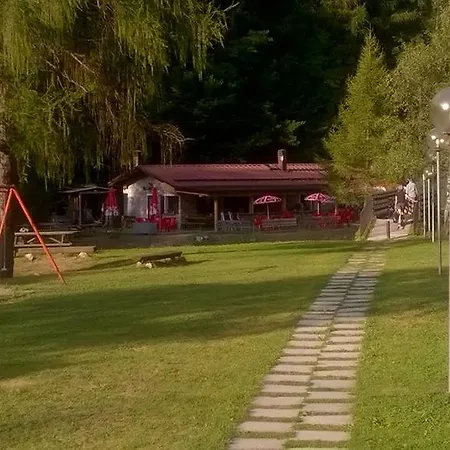 Bed & Breakfast Garni La Genziana 3*