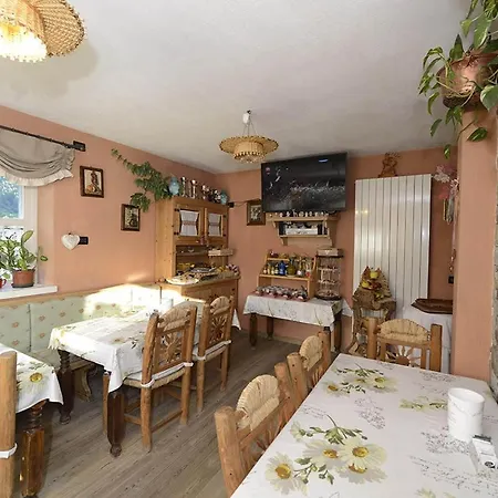 Bed & Breakfast Garni La Genziana 3*