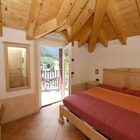 Garni La Genziana Bed & Breakfast