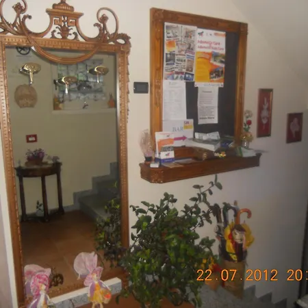 Garni La Genziana Bed & Breakfast Temù
