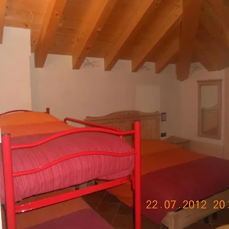 Garni La Genziana 3* Temù