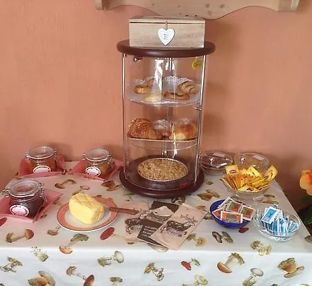 Bed & Breakfast Garni La Genziana